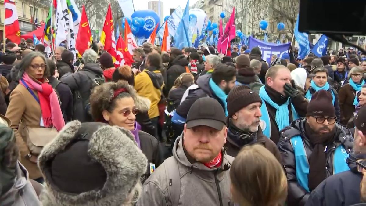 Francouzi znovu protestují proti důchodové reformě